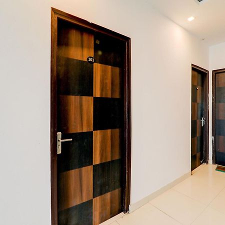Super Collection O Kiara Guest House Lucknow Exterior foto
